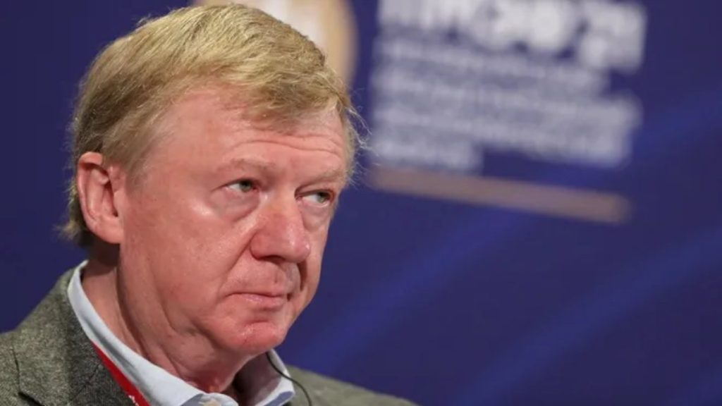 Vladimir Putin’in özel temsilcilerinden Anatoli Çubays istifa etti