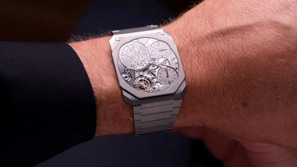 Dünyanın en ince kol saati üretildi