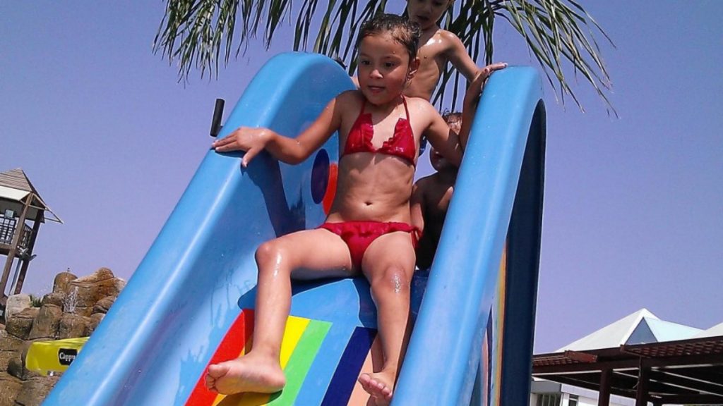 İzmir’deki su parkında can veren çocuk için işletmeciye tazminat davası