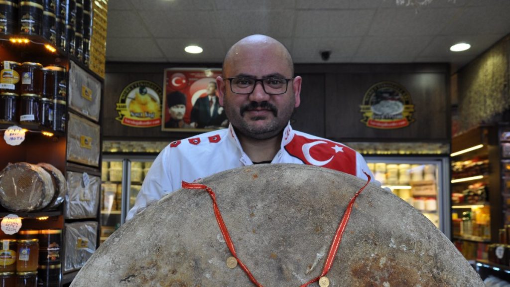 Kars gravyer peyniri altına meydan okuyor