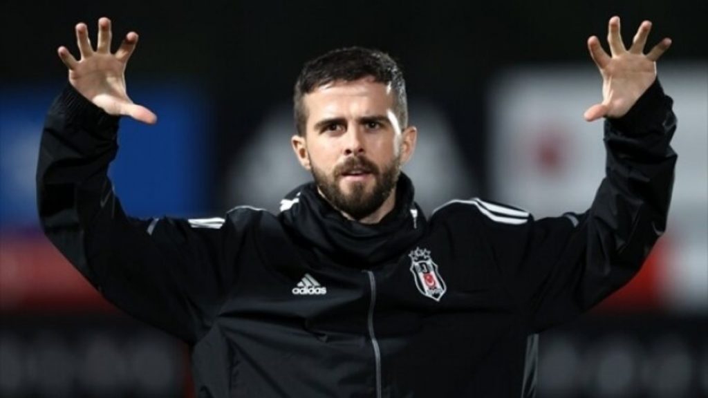 Miralem Pjanic’in gelecek sene Beşiktaş ihtimali zor