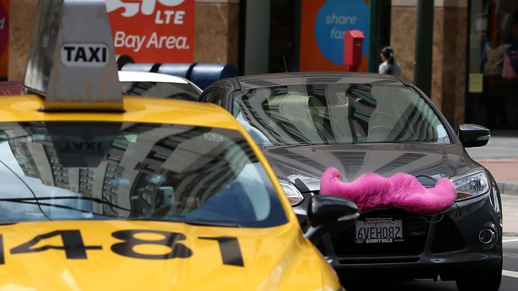 New York’ta sarı taksilerde Uber uygulaması kullanılabilecek