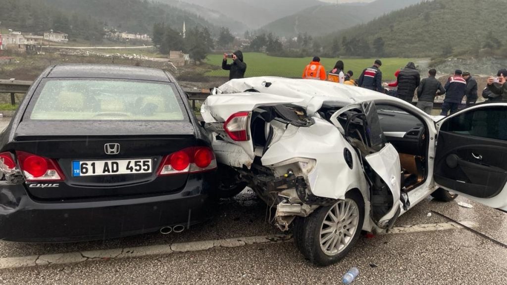 Osmaniye’de kaza: Genç polis öldü