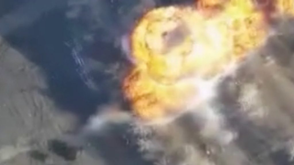 Ukrayna ordusu Rus tankını imha etti