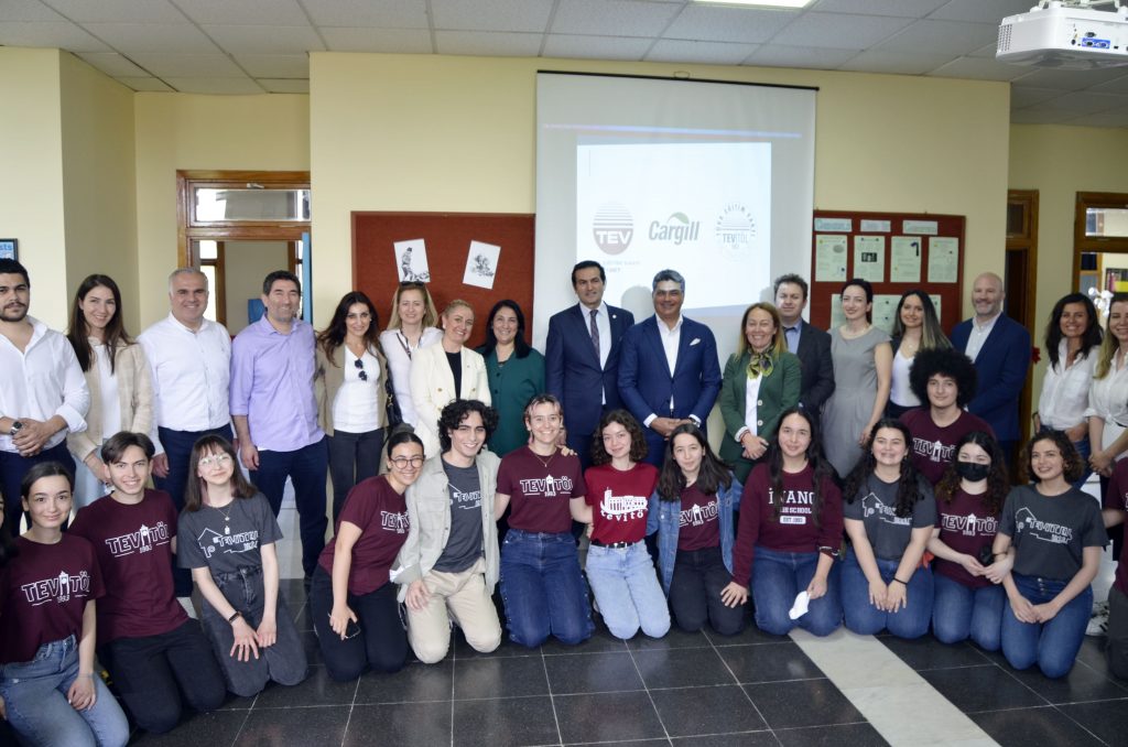  Bizim için eğitime yatırım, geleceğe yatırım